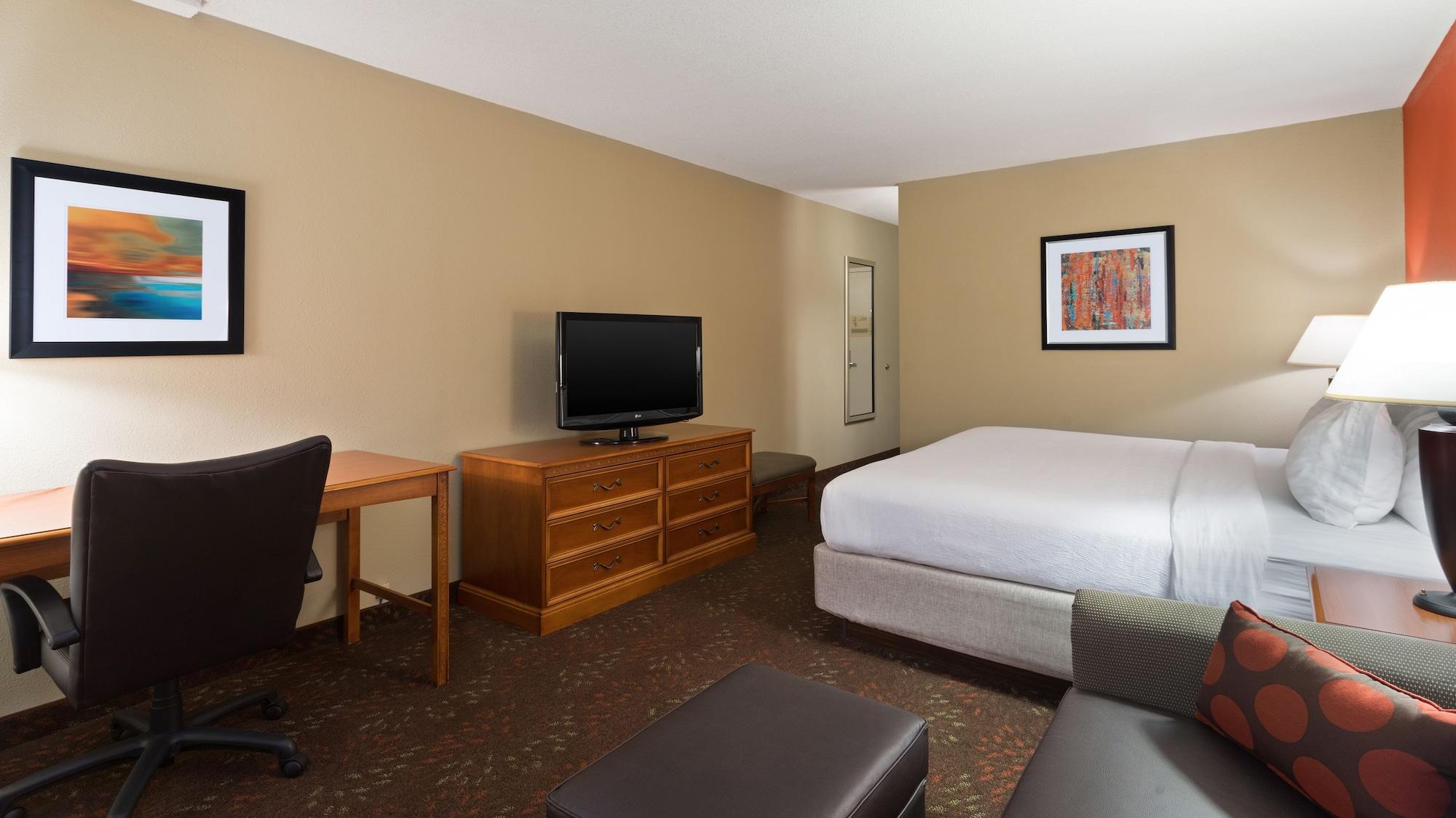 Holiday Inn Cincinnati-Riverfront By Ihg Covington Exterior photo