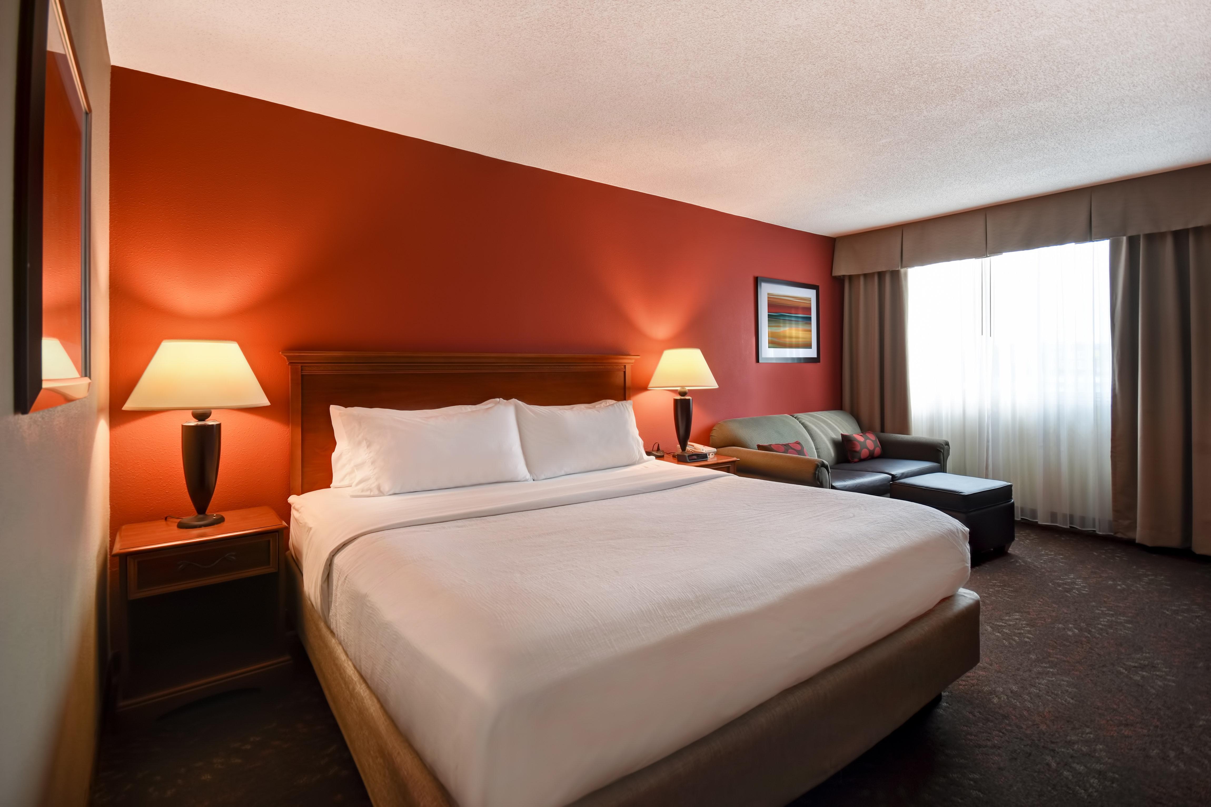 Holiday Inn Cincinnati-Riverfront By Ihg Covington Exterior photo