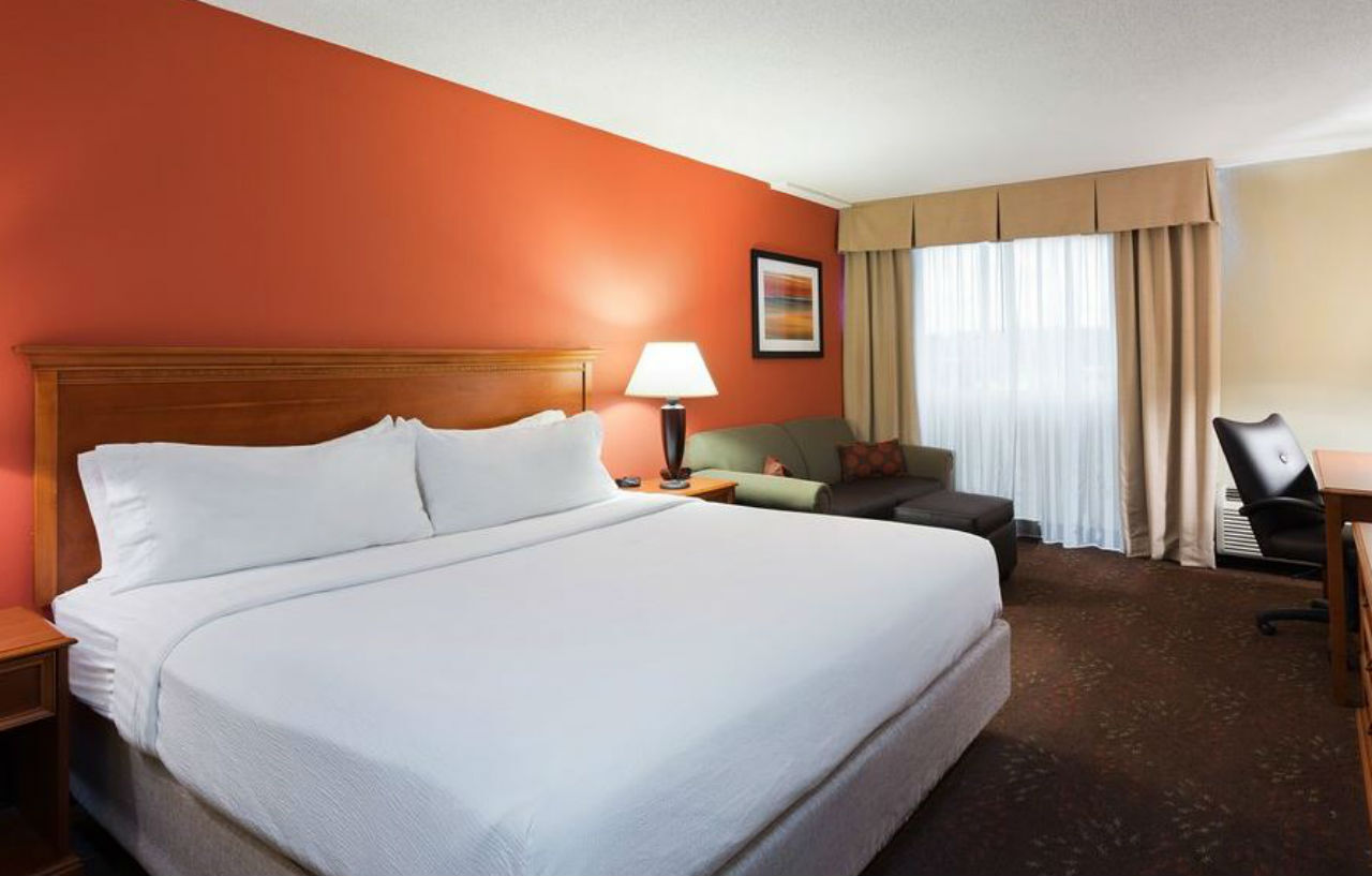 Holiday Inn Cincinnati-Riverfront By Ihg Covington Exterior photo