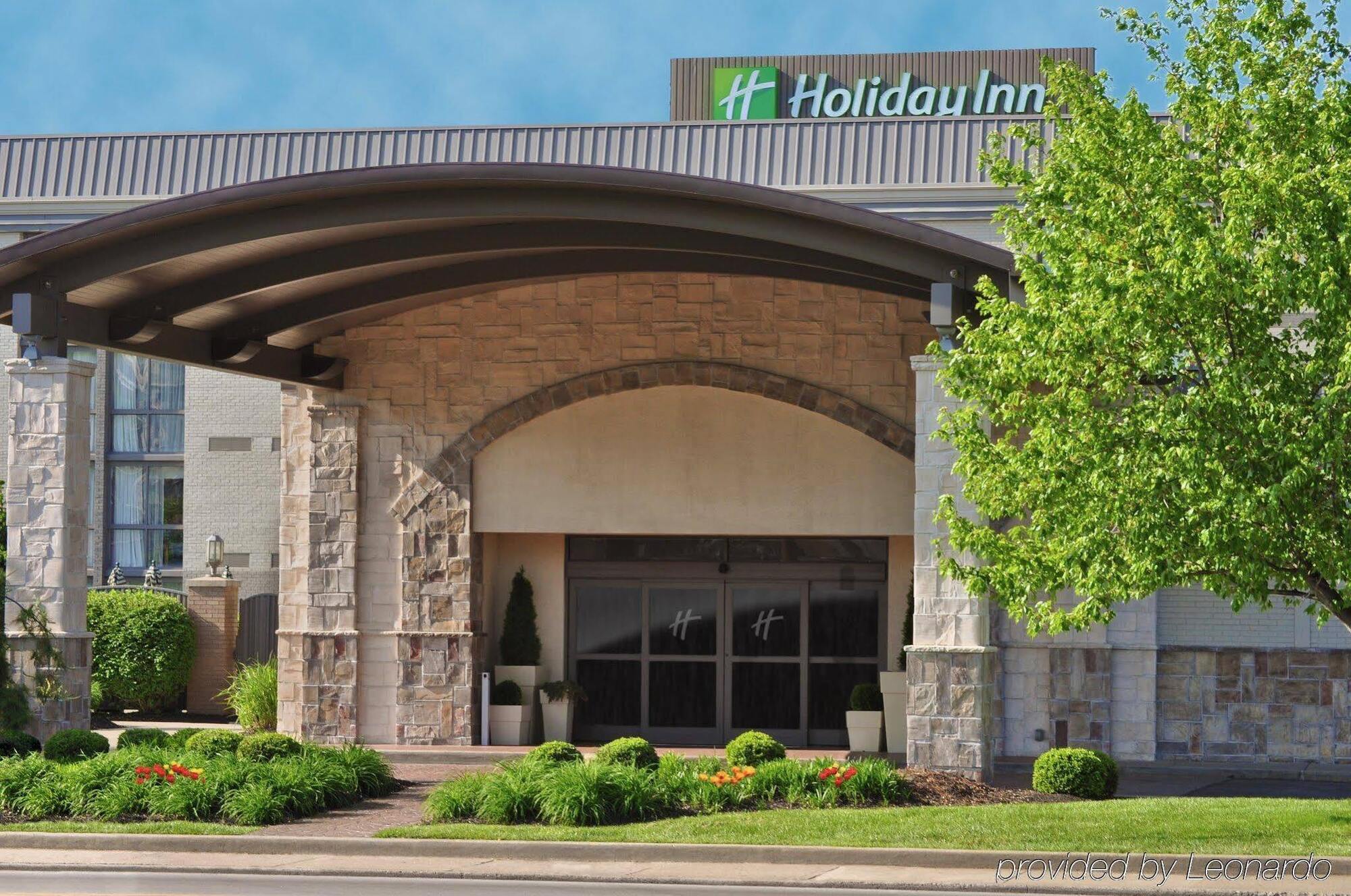 Holiday Inn Cincinnati-Riverfront By Ihg Covington Exterior photo
